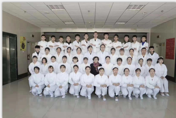 醫(yī)護專業(yè)學生(shēng)風(fēng)彩